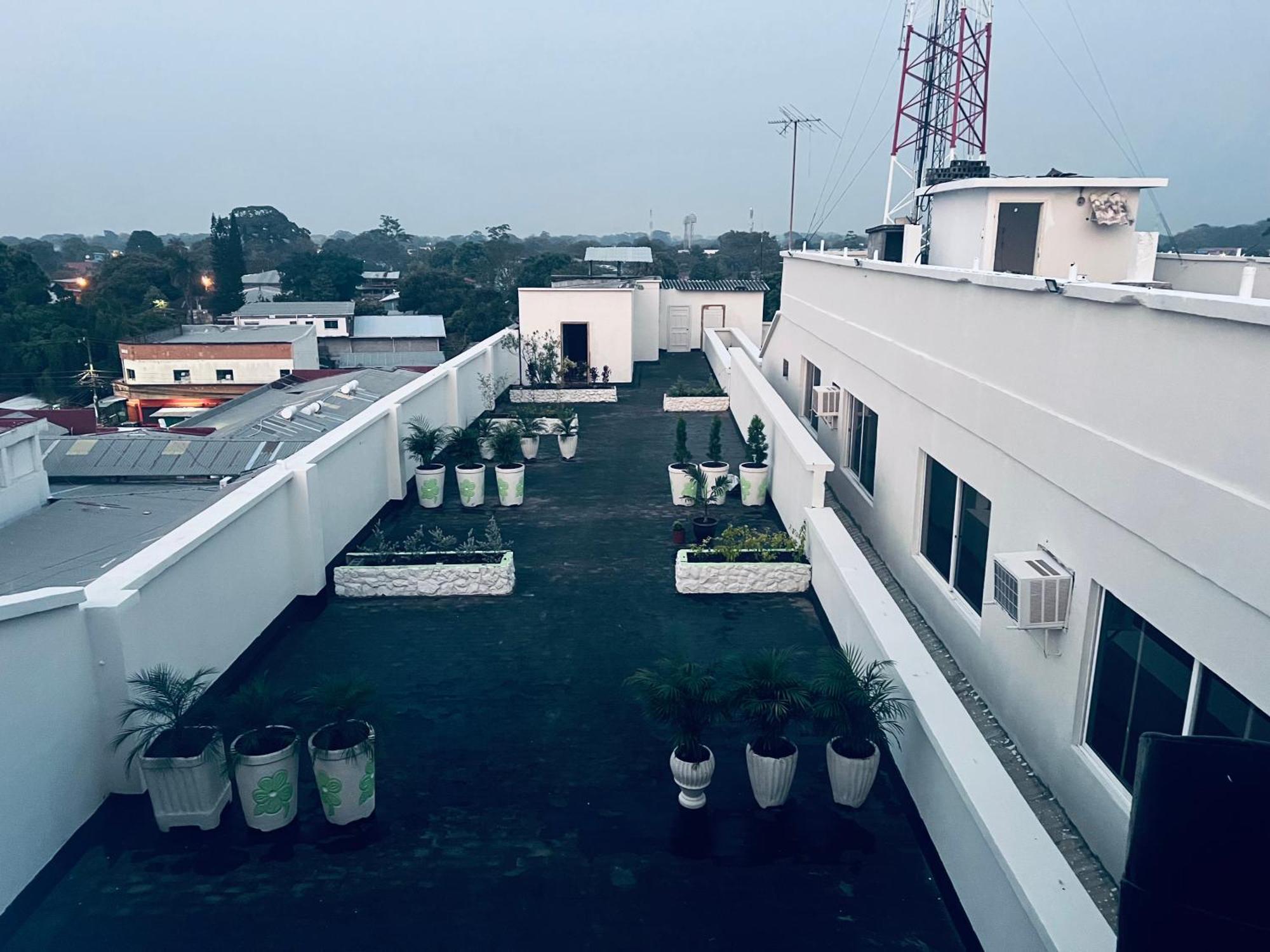 Los Guacamayos La Ceiba Exterior foto
